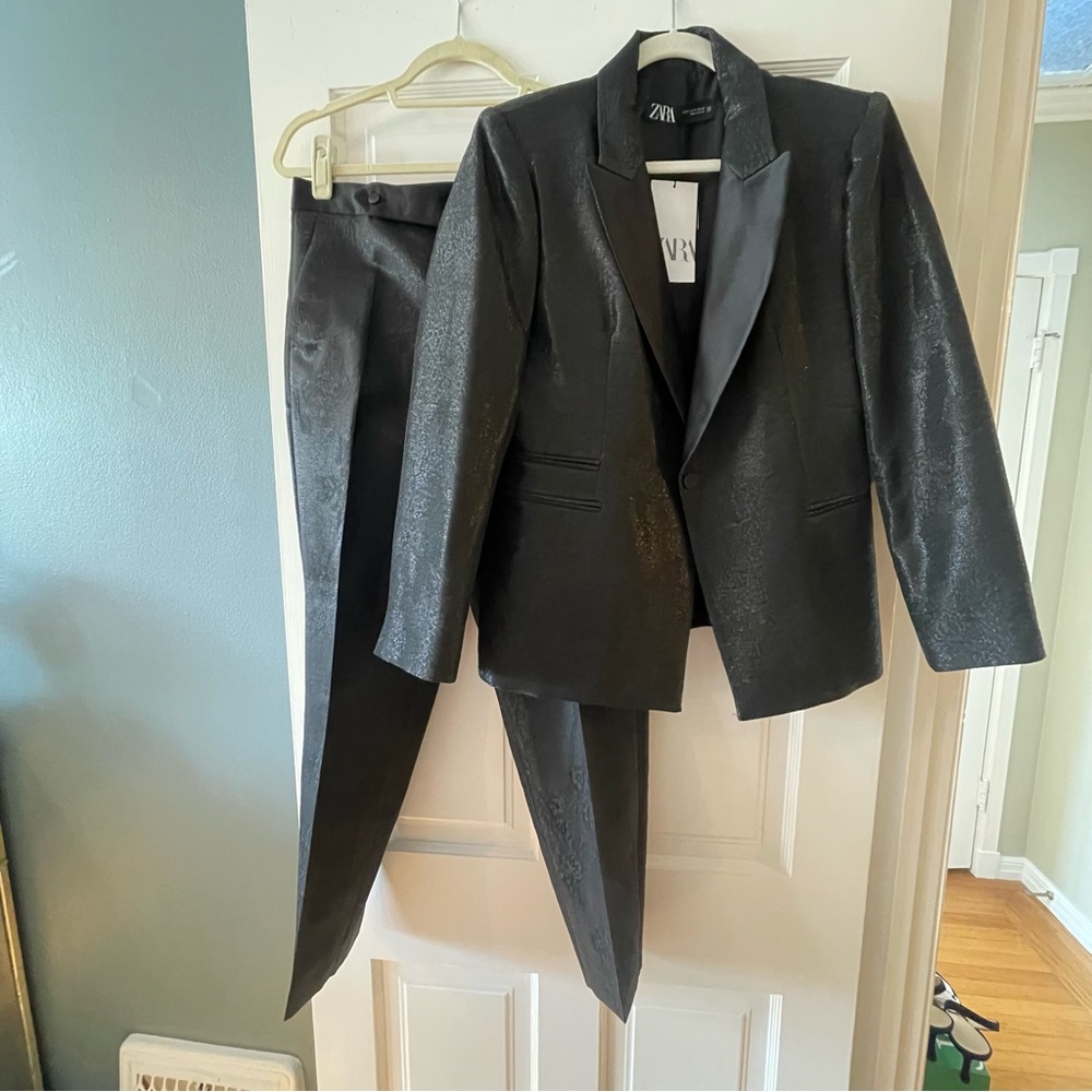 Zara Jacquard Tuxedo Suit